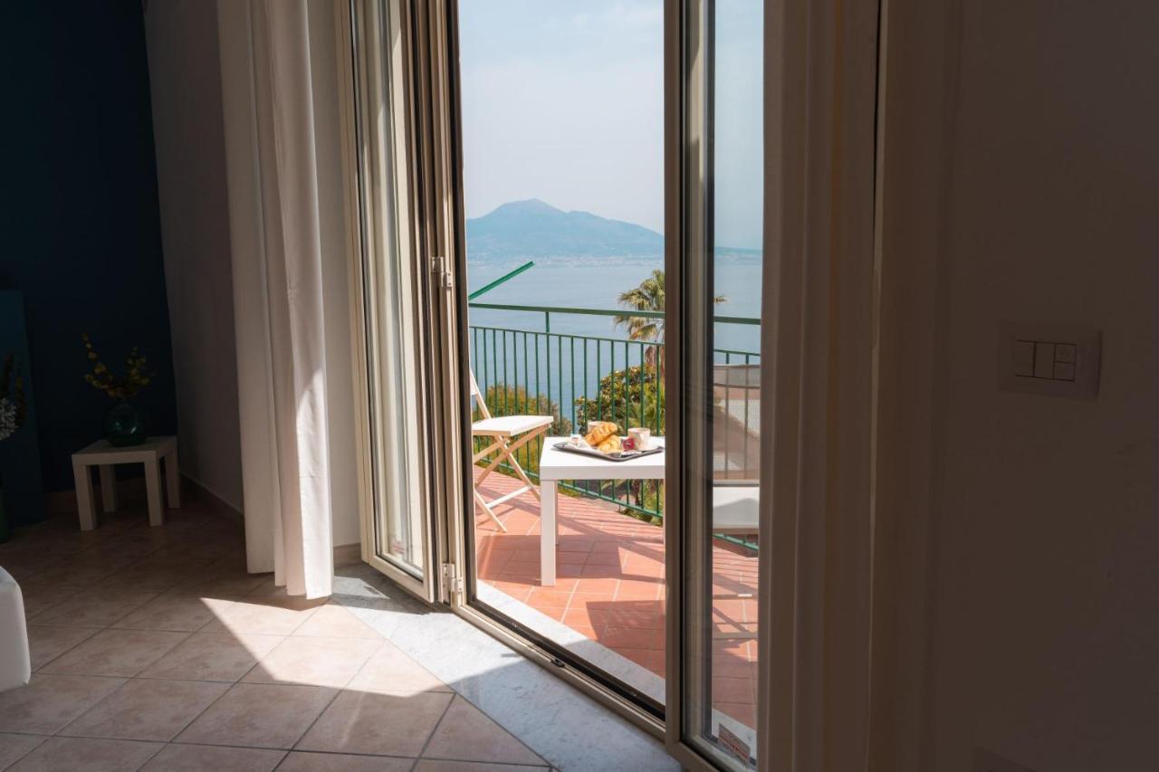 Amazing Sea&Vesuvio View Suite Vico Equense Exterior photo